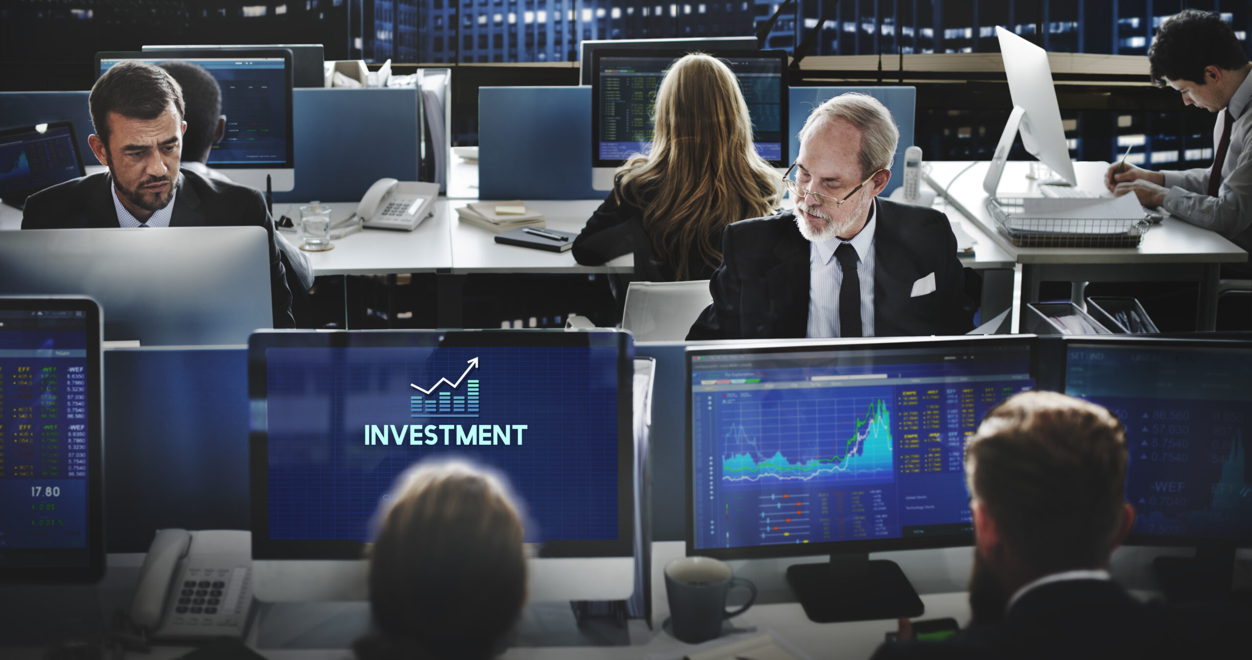 invest investment financial income profit costs concept
